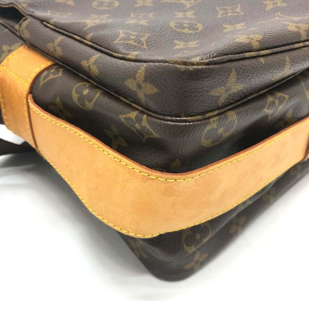 LOUIS VUITTON Authentic Brown Monogram Canvas Messenger Shoulder Bag - Picture 6 of 16